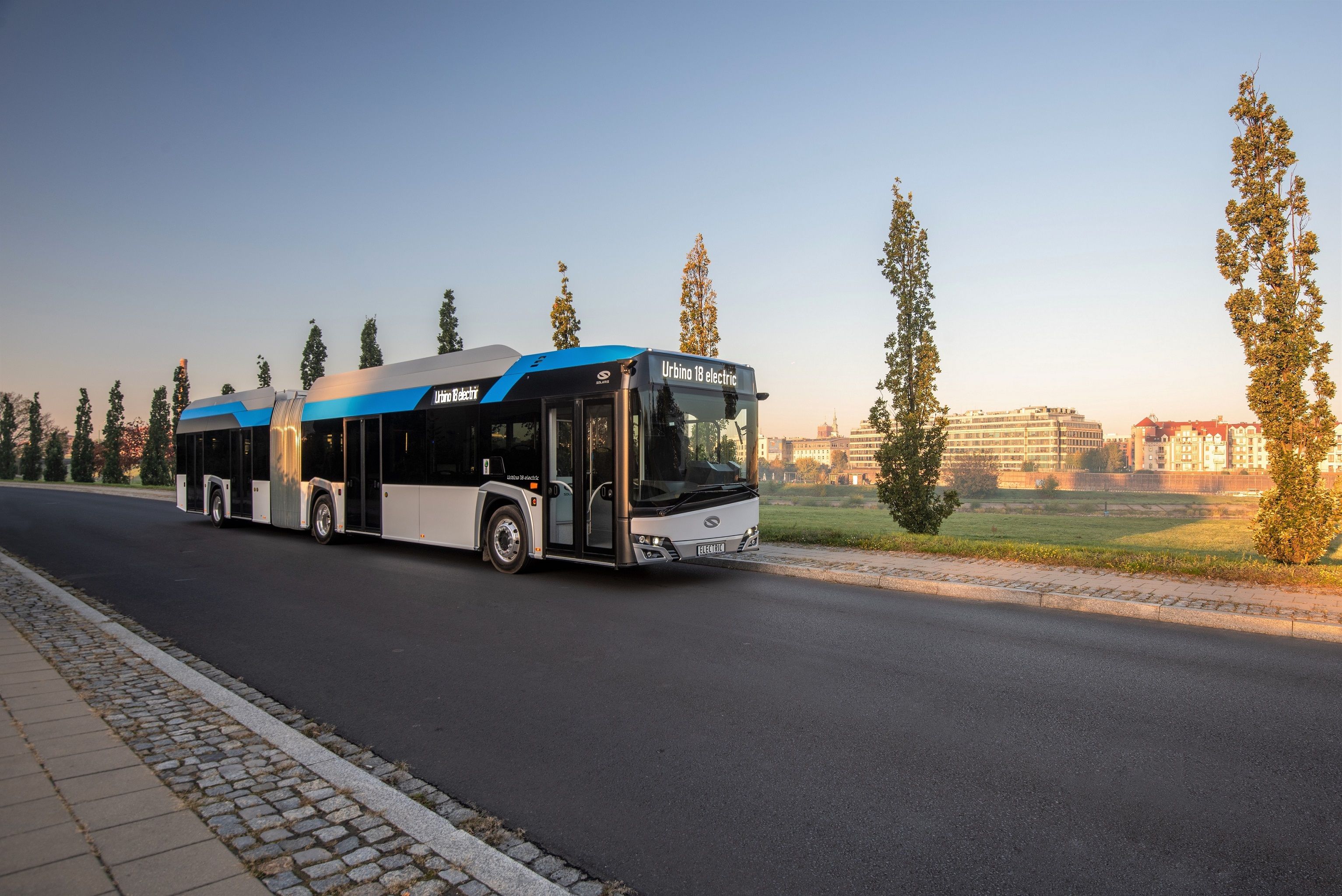 CAF - Solaris_Urbino_18_electric-2.jpg